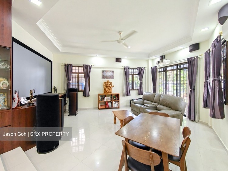 Jalan Waringin (D14), Terrace #504383771